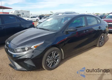 2024 Kia Forte Lxs из США, поврежденный, VIN 3KPF24ADXRE742228